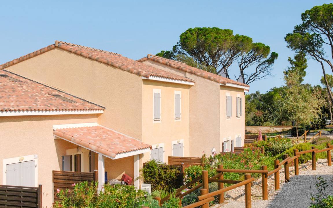 Photo of Buildings in Calvisson