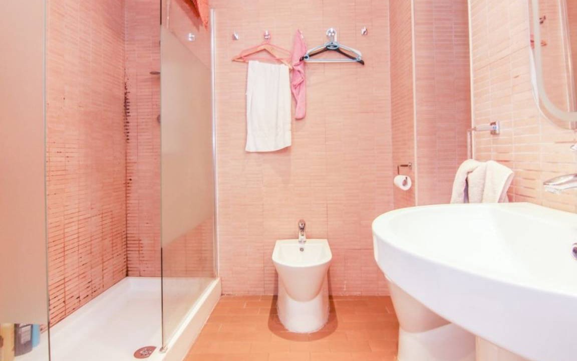 Photo of Bathroom in Valencia City Centre