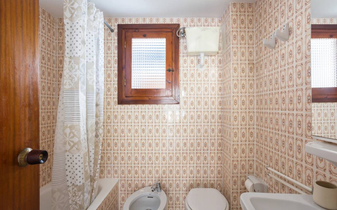 Photo of Bathroom in Oliva