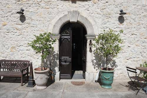 Photo of Buildings in Brignon