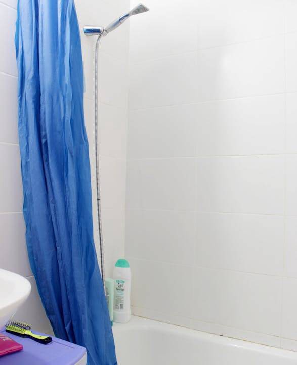 Photo of Bathroom in La Florida