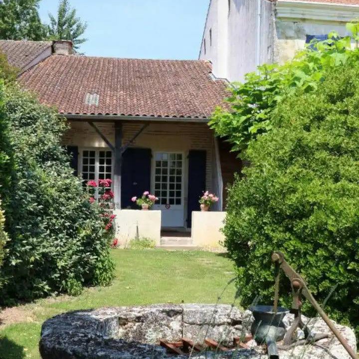 Photo of Buildings in Clairac