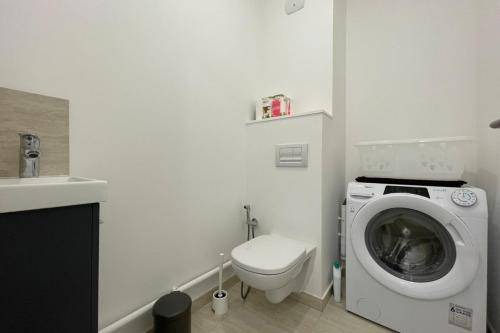 Photo of Bathroom in Ferney-Voltaire