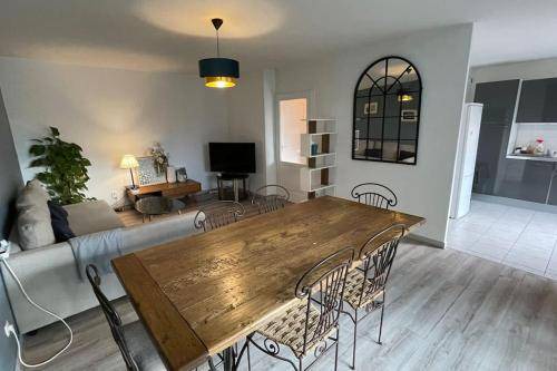 Photo of Livingroom in Ferney-Voltaire