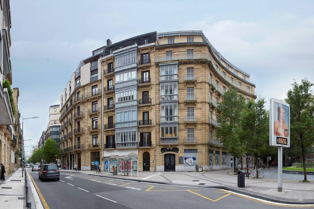 Photo of Buildings in San Sebastian Centro