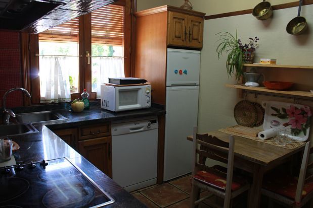 Photo of Kitchen in Santurde