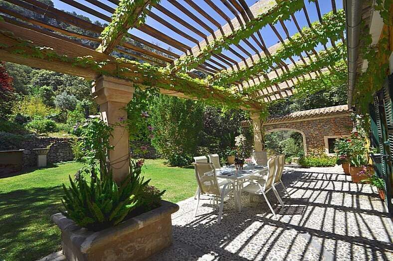 Photo of Patio Balcony in Esporles