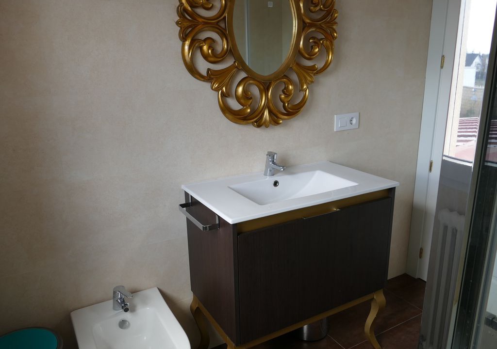 Photo of Bathroom in Villamayor