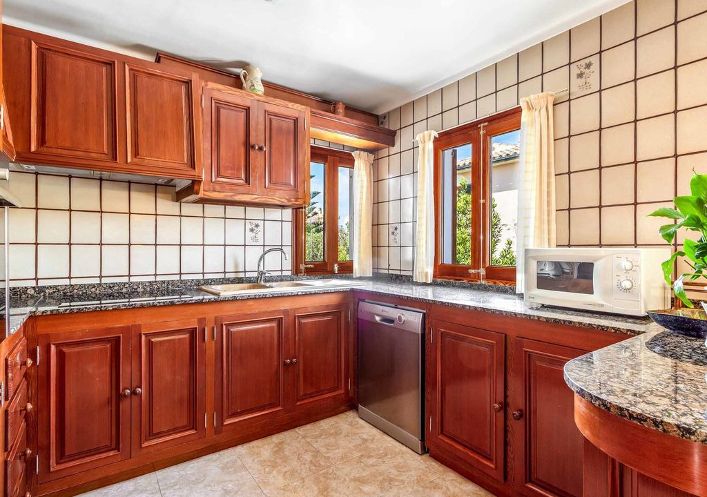 Photo of Kitchen in Urbanitzacio Gotmar