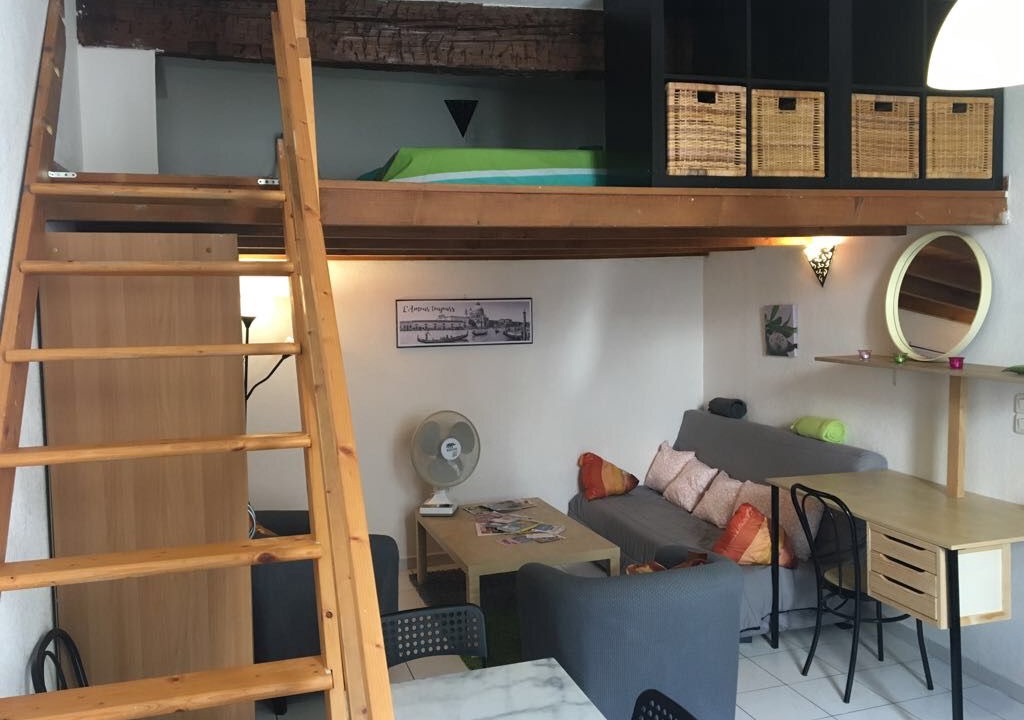 Photo of Livingroom in Historic Centre