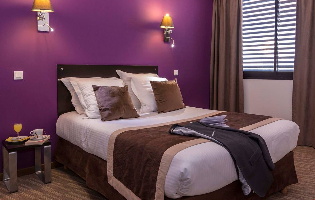 Photo of Bedroom in Ferney-Voltaire
