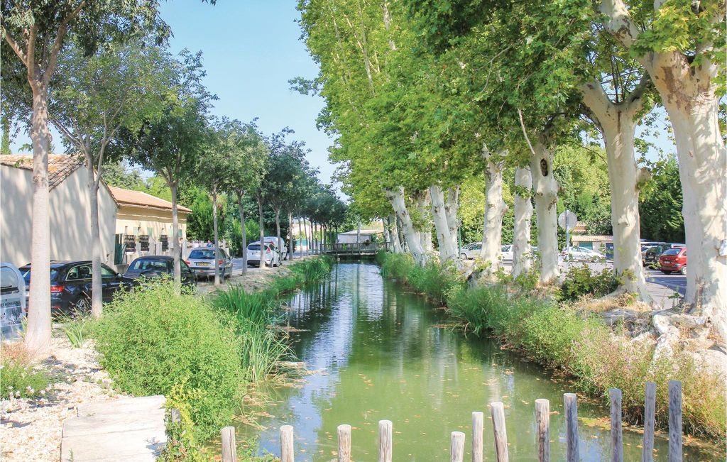 Photo of Others in Maillane