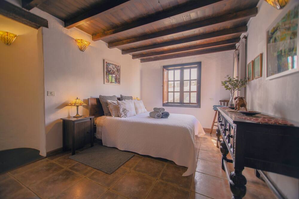 Photo of Bedroom in Haria