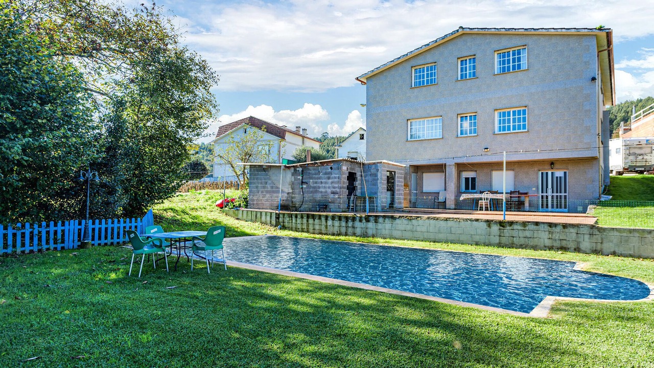 Photo of Outdoor in Samieira