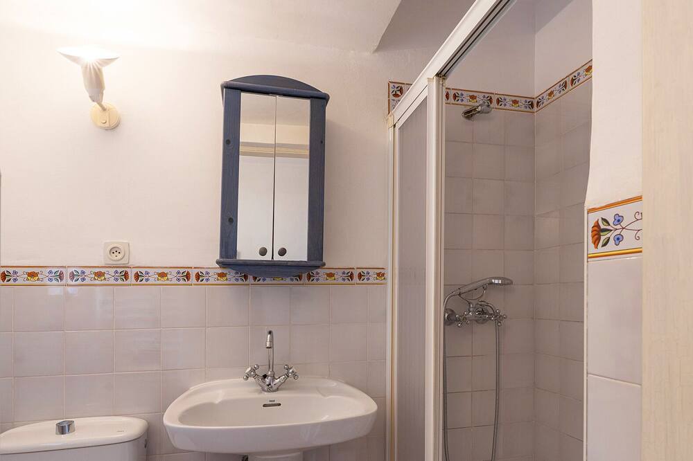 Photo of Bathroom in Deia
