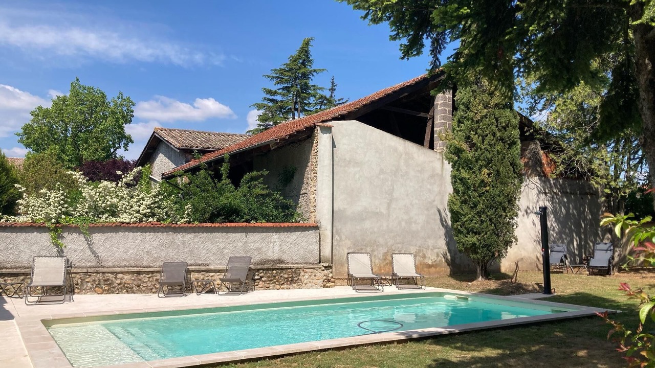 Photo of Outdoor in Anneyron