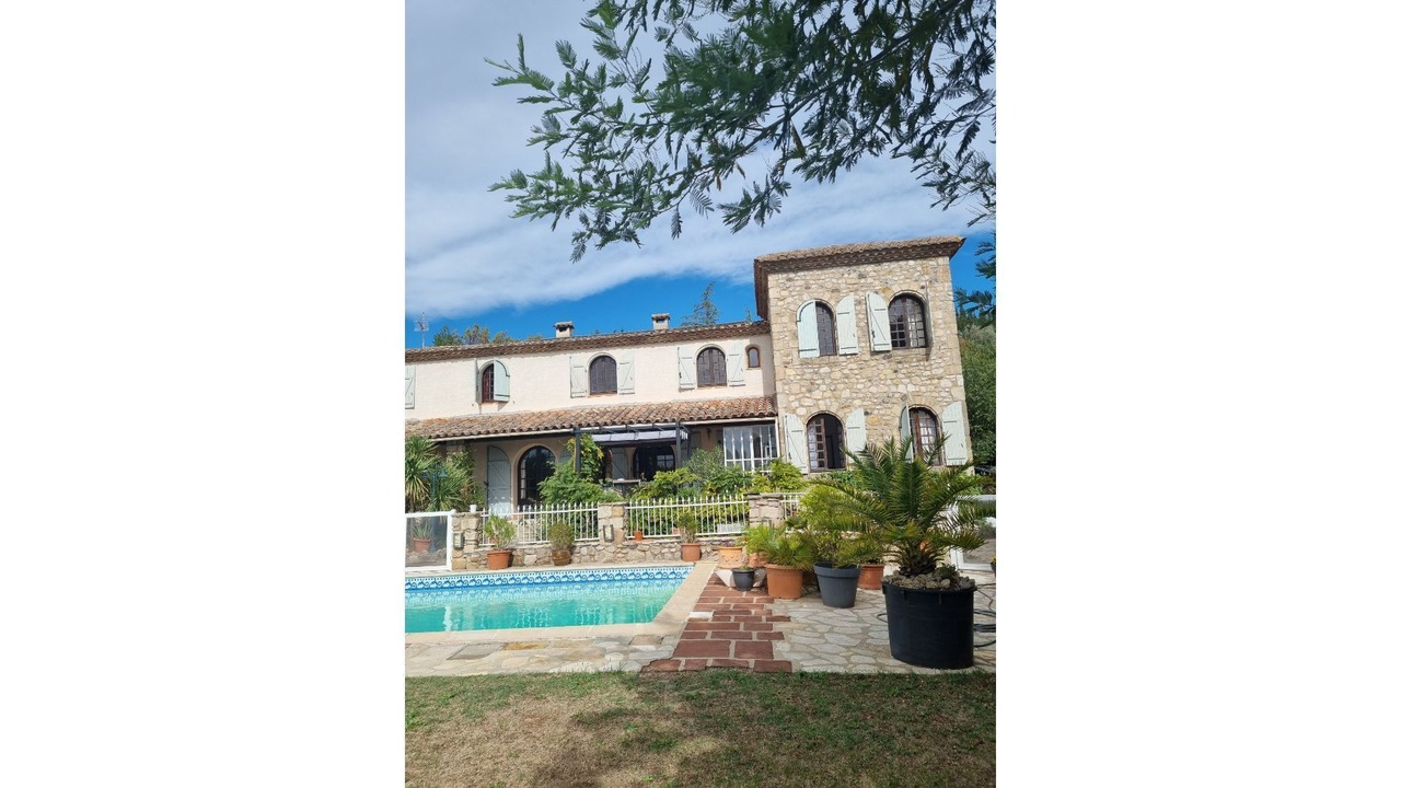 Photo of Outdoor in Lodeve