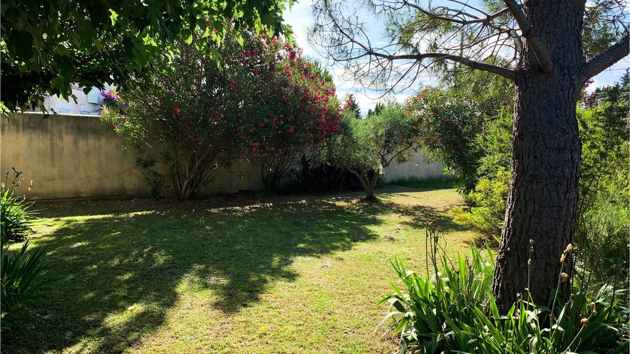 Photo of Outdoor in Rognonas