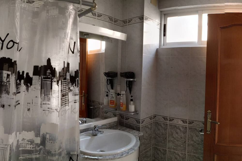 Photo of Bathroom in Calamonte