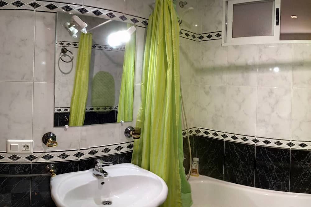 Photo of Bathroom in Calamonte