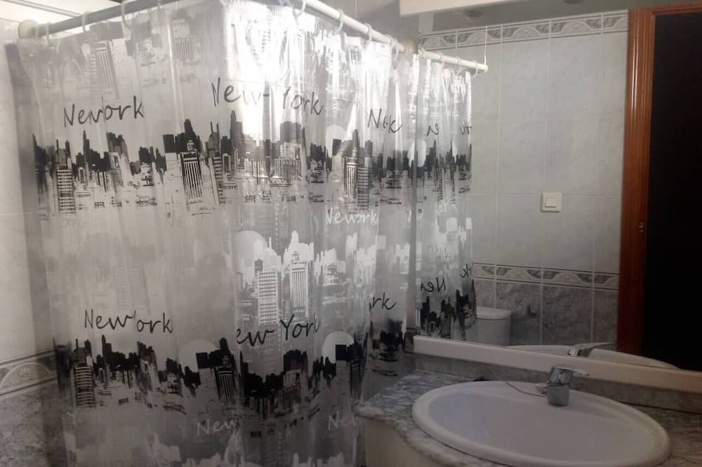 Photo of Bathroom in Calamonte