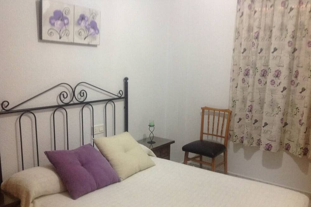 Photo of Bedroom in Calamonte