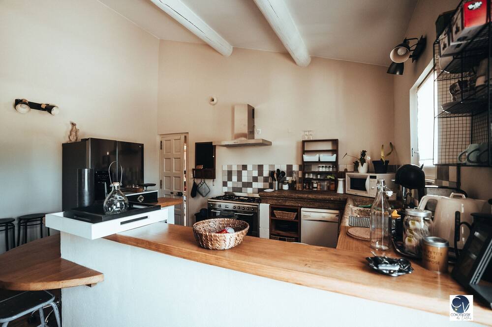 Photo of Others in Arpaillargues-et-Aureillac