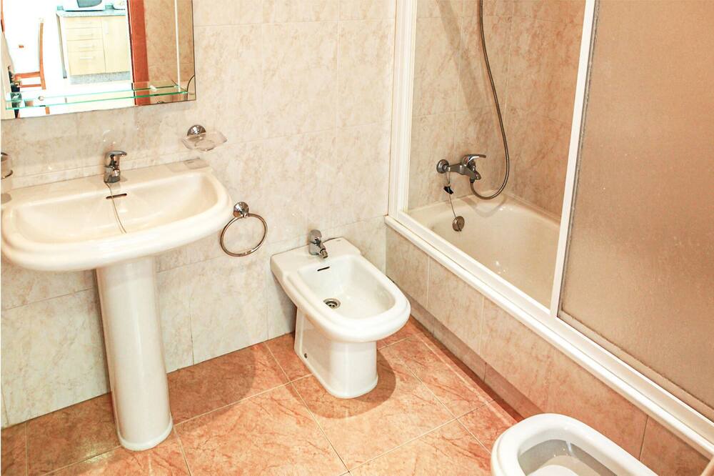 Photo of Bathroom in Raxo