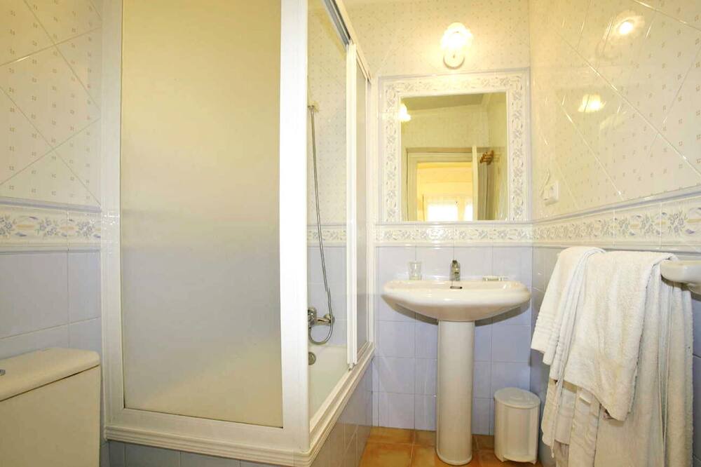 Photo of Bathroom in El Manto