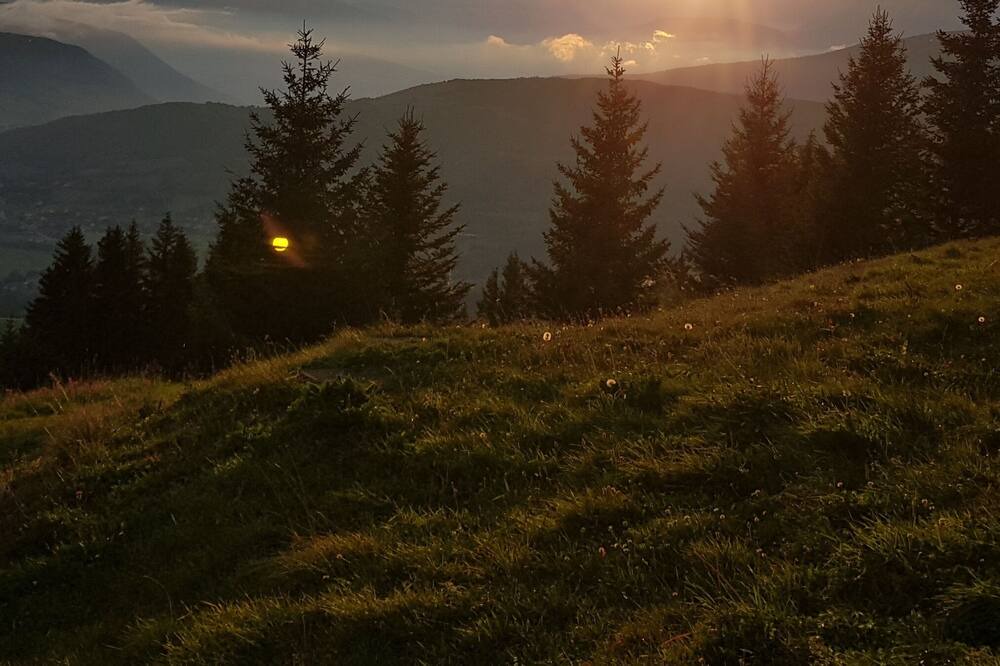 Photo of Outdoor in Saint-Honore