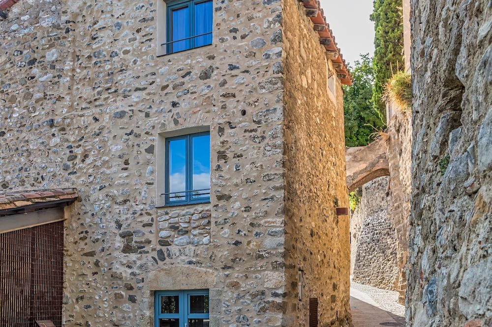 Photo of Outdoor in Besalu