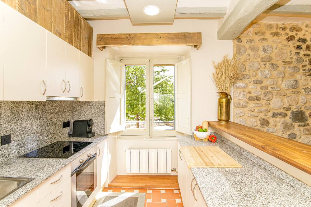 Photo of Kitchen in Besalu