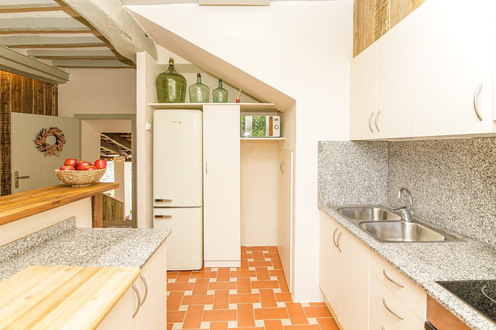 Photo of Kitchen in Besalu