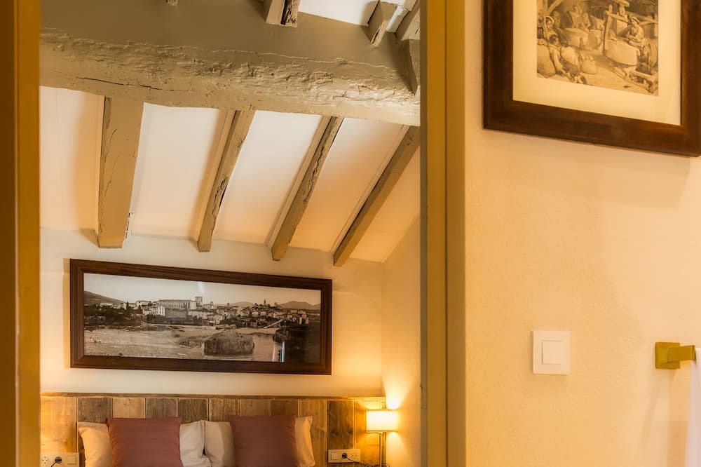Photo of Bedroom in Besalu
