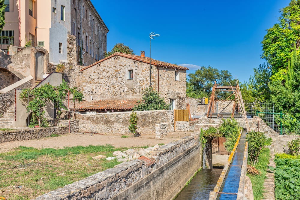 Photo of Outdoor in Besalu