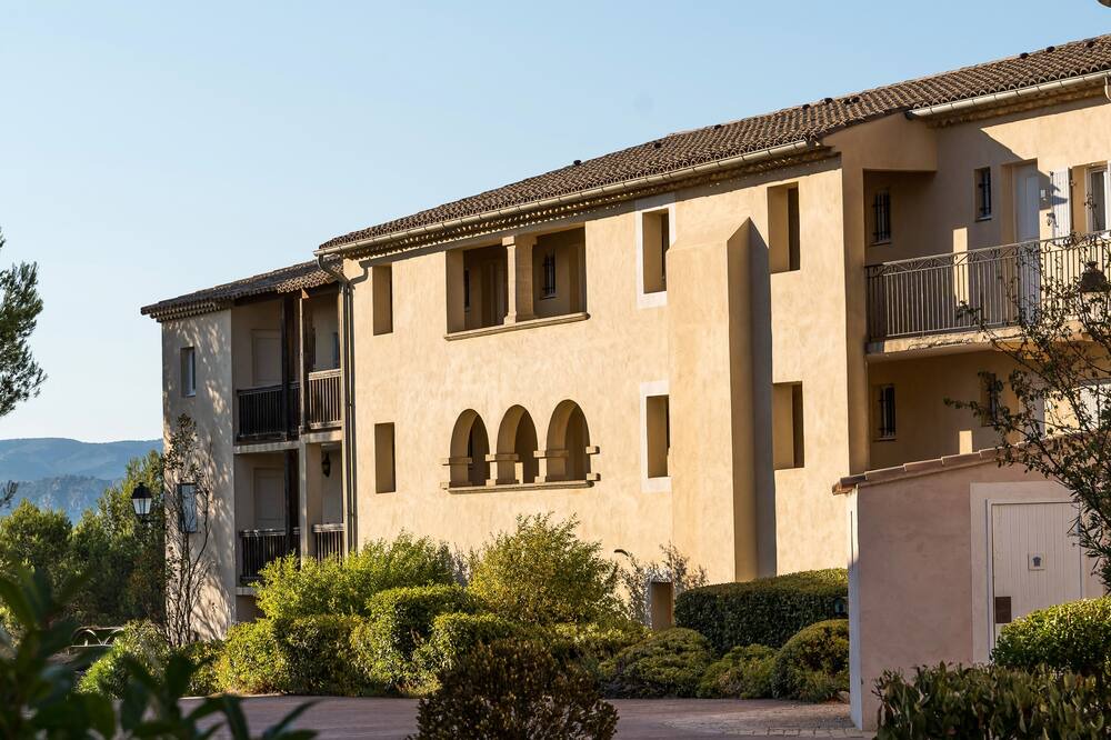 Photo of Outdoor in Pont Royal