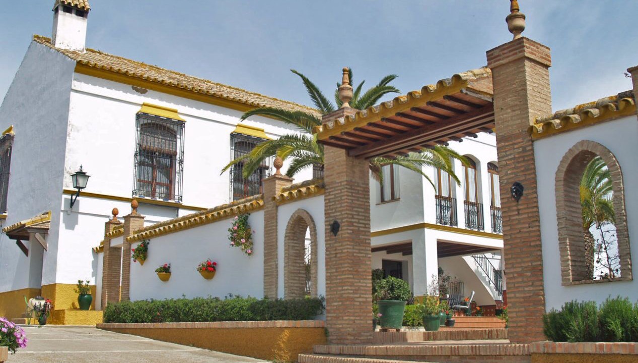 Photo of Outdoor in Lora Del Rio