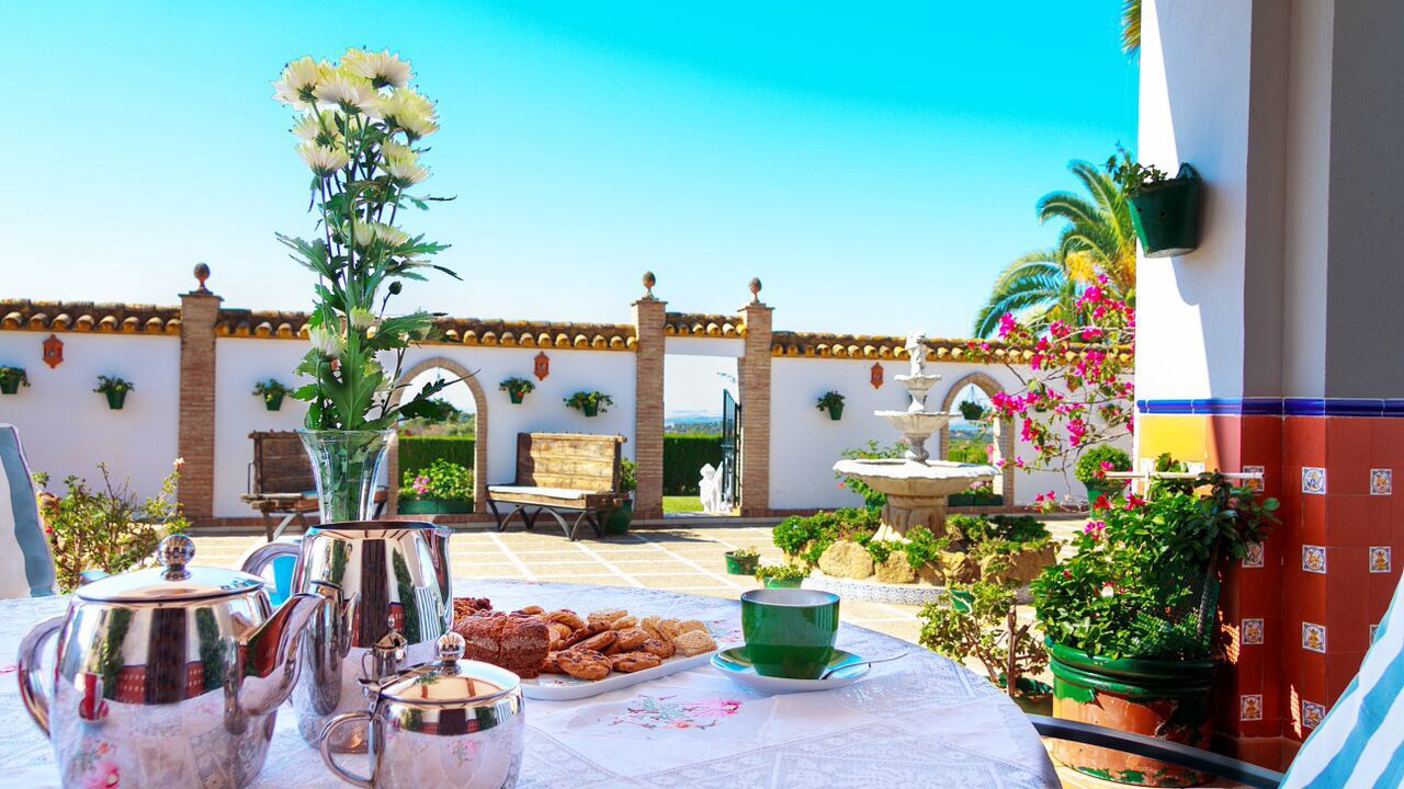 Photo of Outdoor in Lora Del Rio