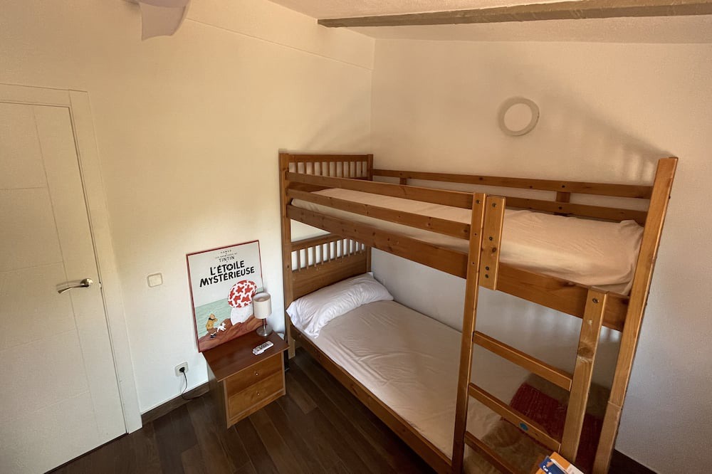 Photo of Bedroom in Chiloeches