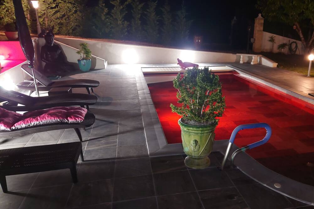Photo of Outdoor in Saint-Maximin