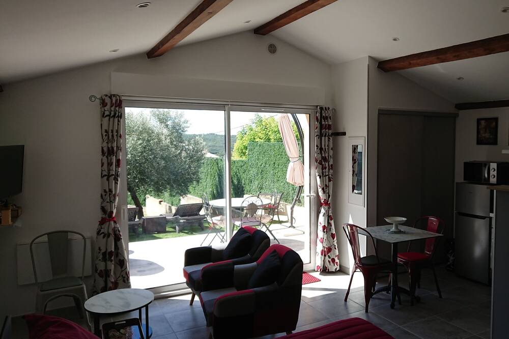 Photo of Livingroom in Saint-Maximin