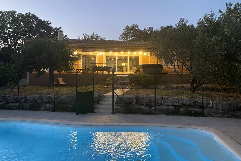 Photo of Outdoor in Euzet-les-Bains