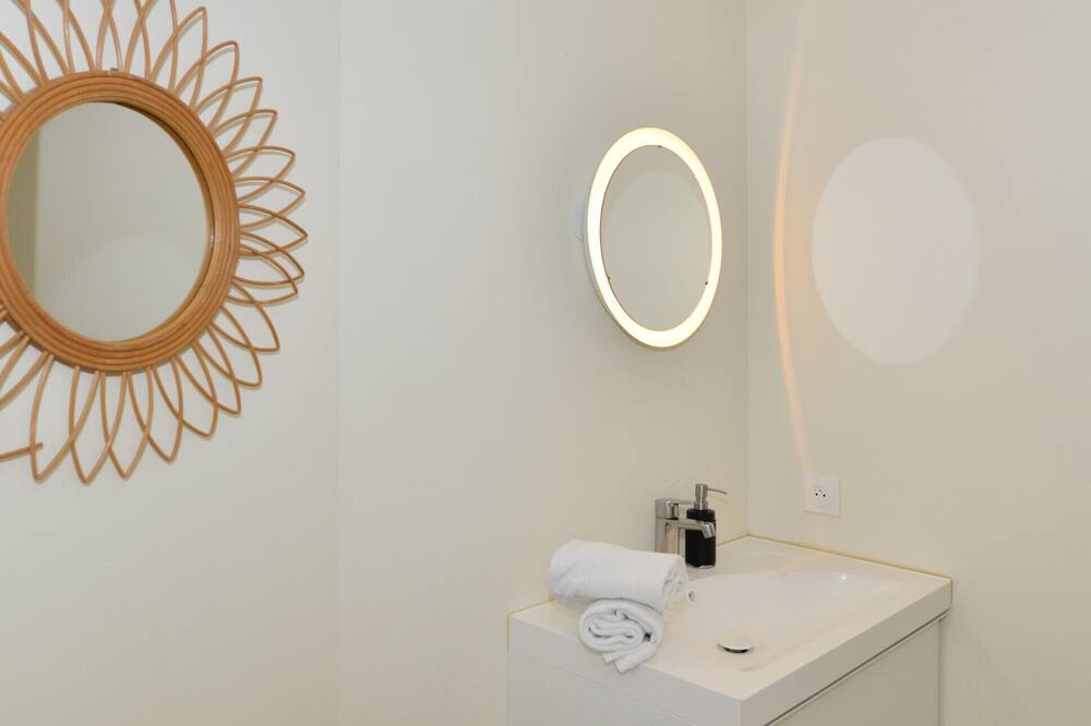 Photo of Bathroom in Terreaux - Bat d'argent