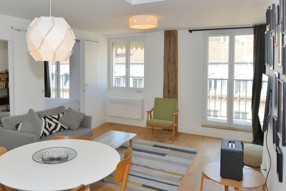 Photo of Livingroom in Terreaux - Bat d'argent