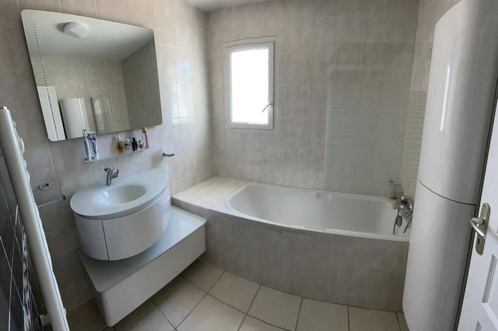Photo of Bathroom in Villalbe