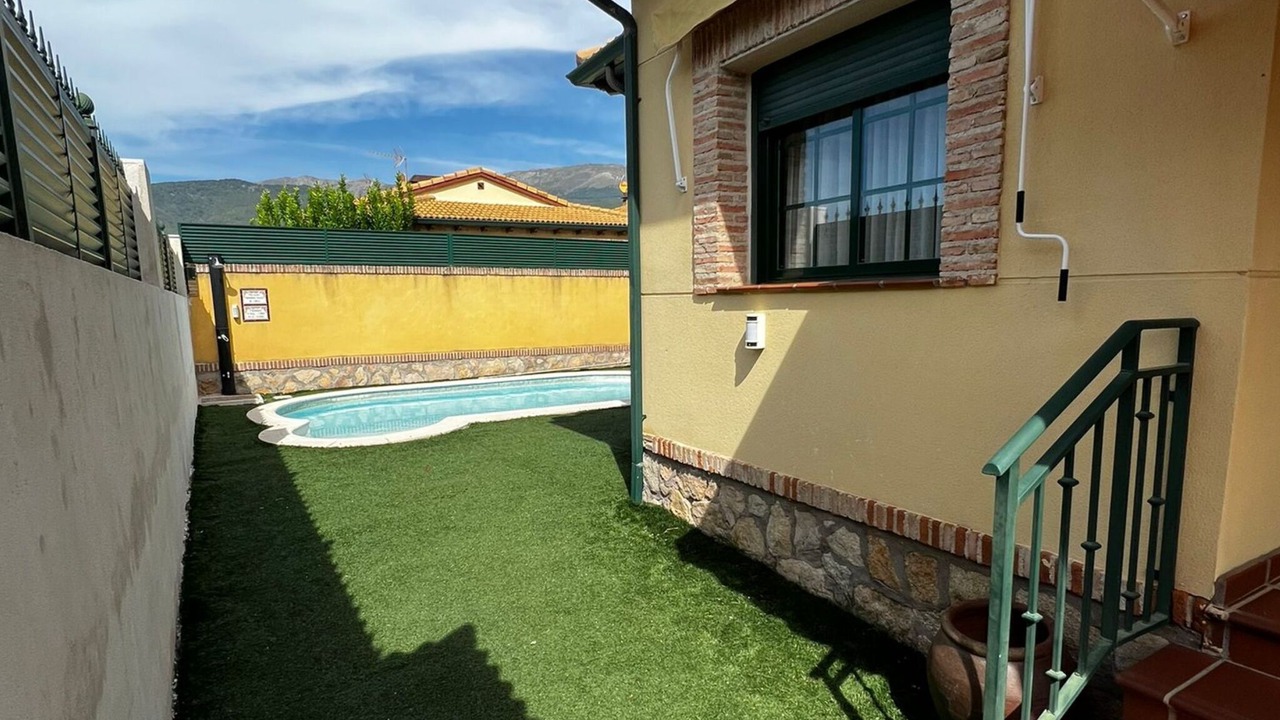 Photo of Outdoor in La Adrada