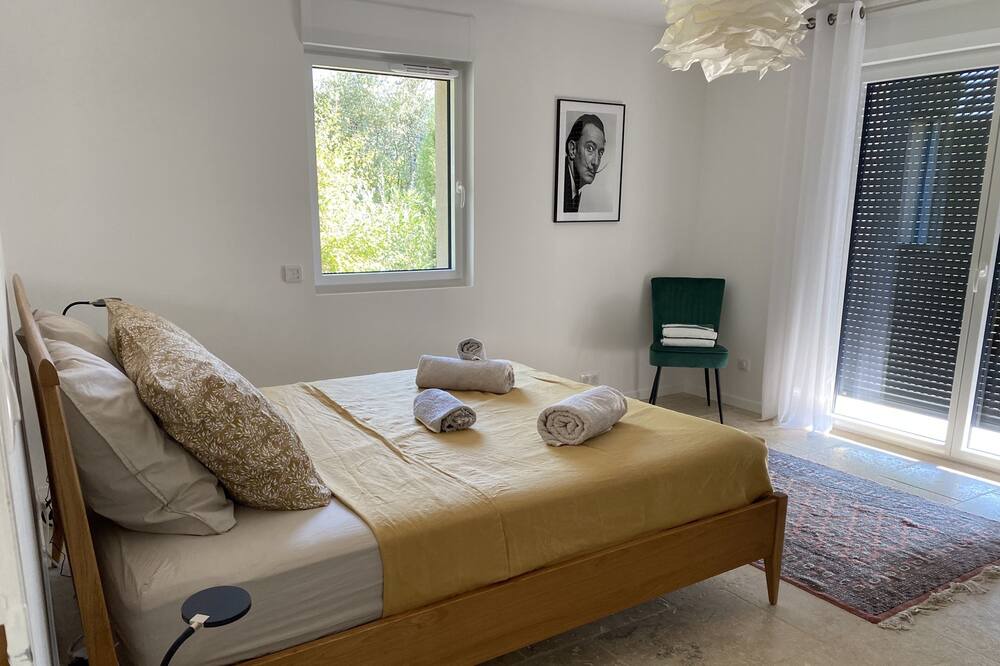 Photo of Bedroom in Saint-Andre-de-Roquepertuis