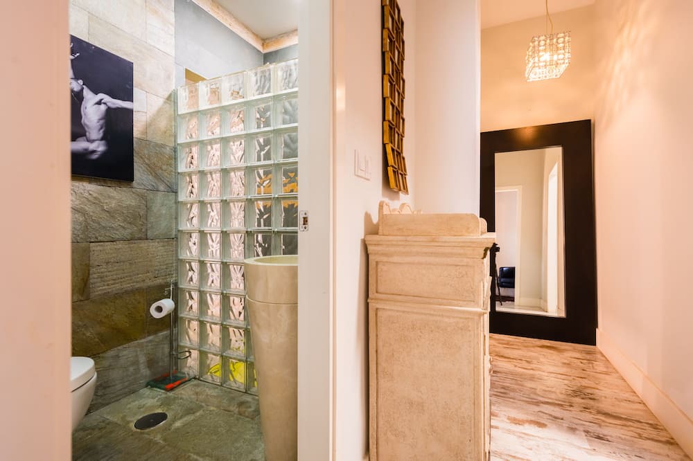 Photo of Bathroom in Guillena
