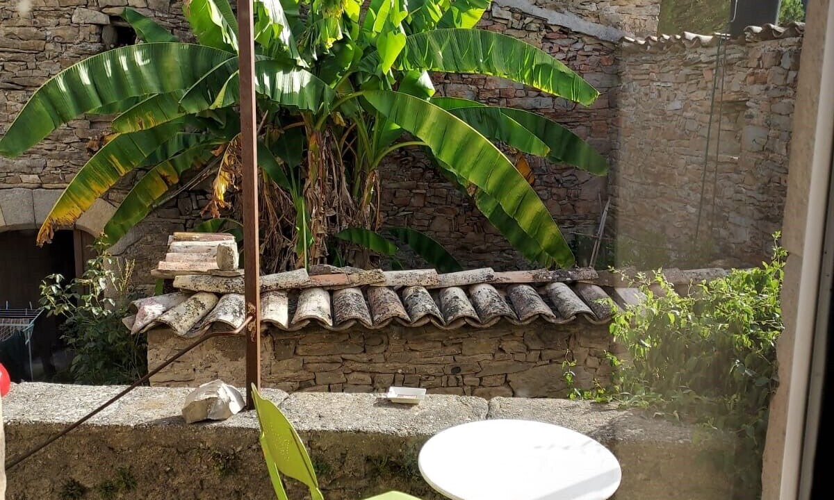 Photo of Outdoor in Vesseaux