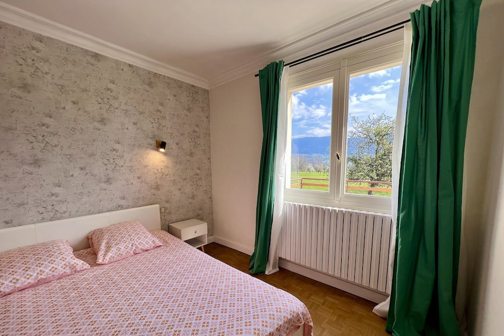 Photo of Bedroom in Champagne-en-Valromey